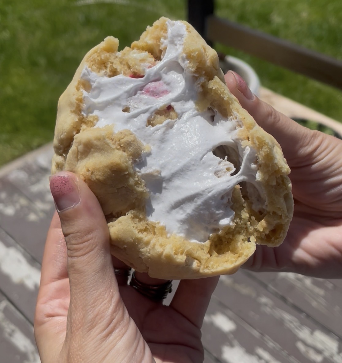 Split cookie